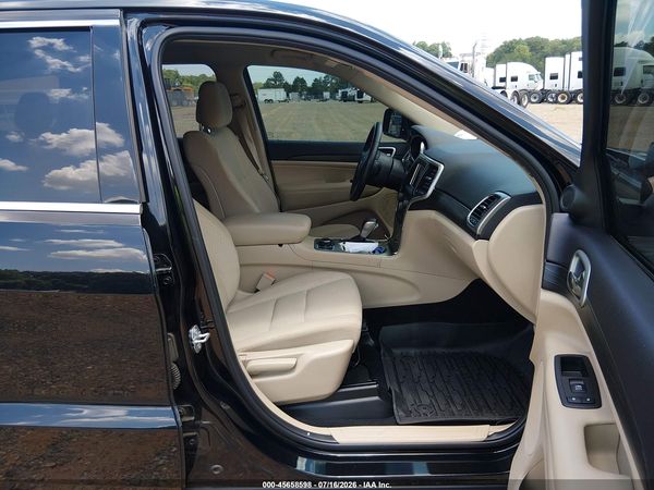 2019 JEEP GRAND CHEROKEE LAREDO E 4X4