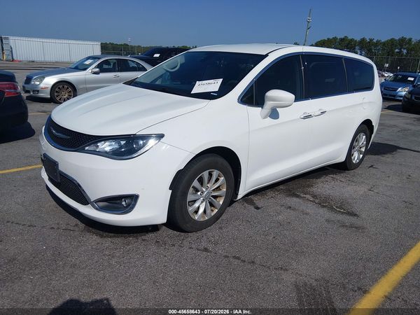2018 CHRYSLER PACIFICA TOURING PLUS — I2