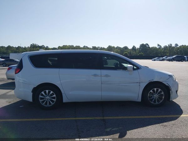2018 CHRYSLER PACIFICA TOURING PLUS — I116