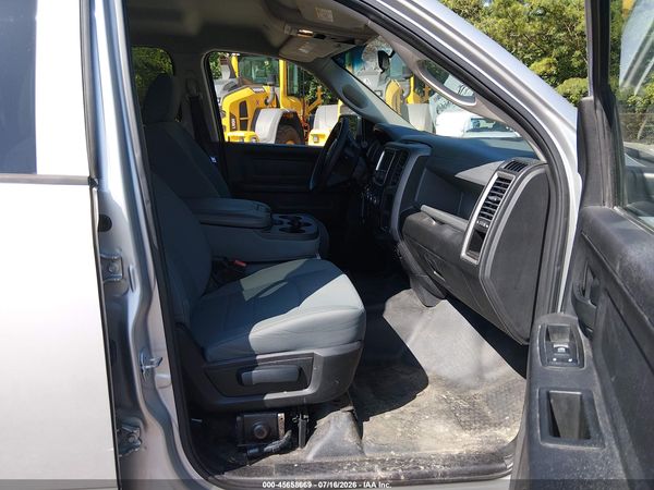 2017 RAM 2500 TRADESMAN  4X2 6'4 BOX