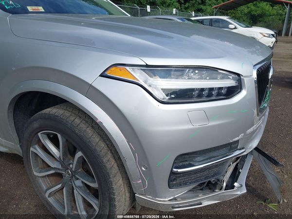 2018 VOLVO XC90 T5 MOMENTUM