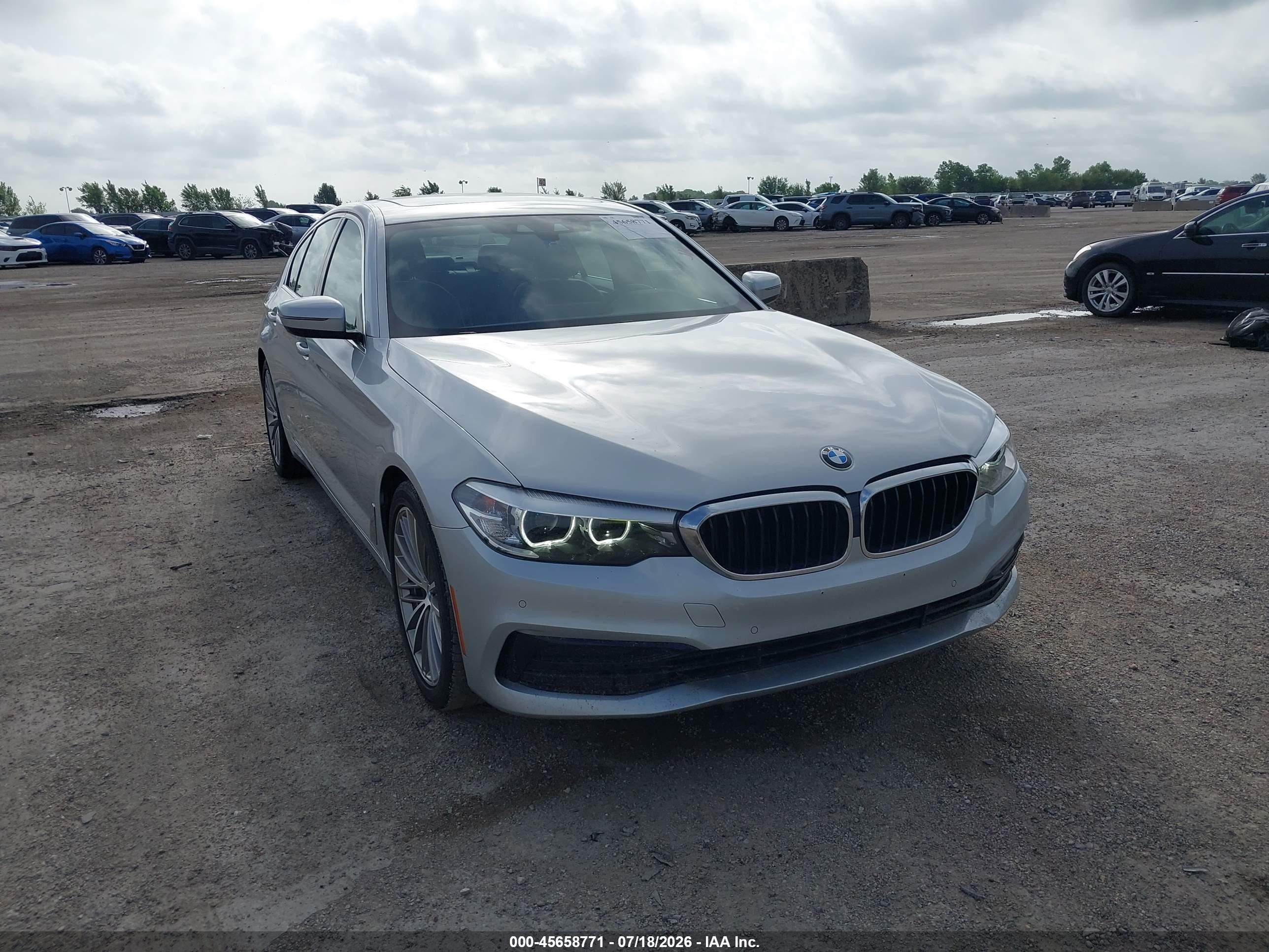 2019 BMW 530I