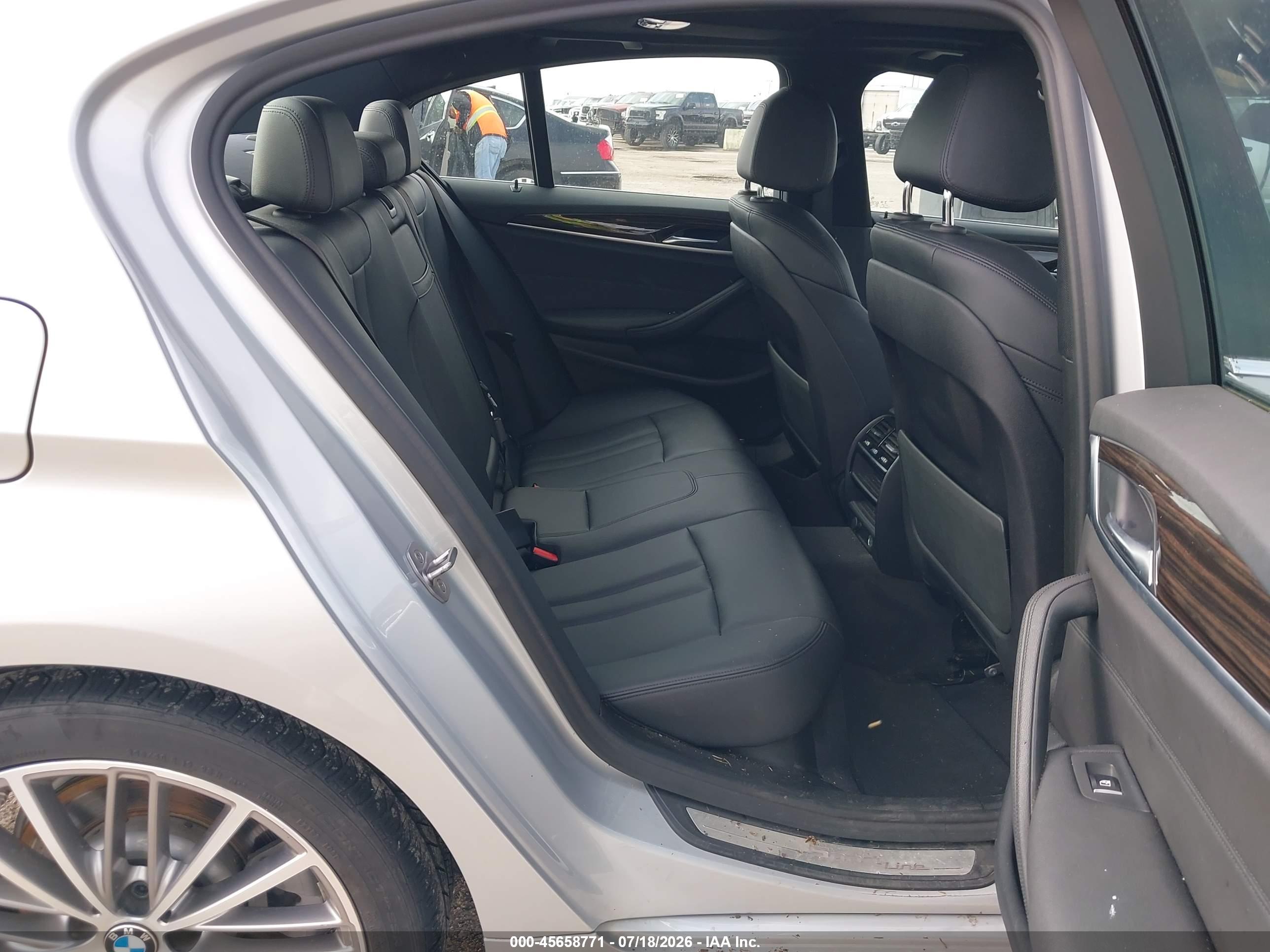 2019 BMW 530I