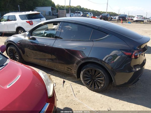 2024 TESLA MODEL Y