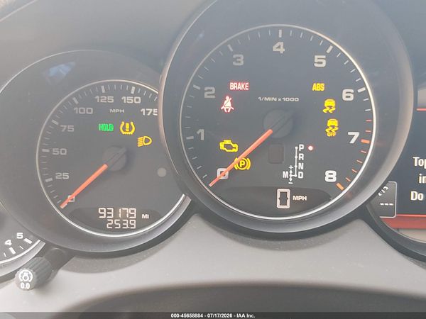 2016 PORSCHE CAYENNE