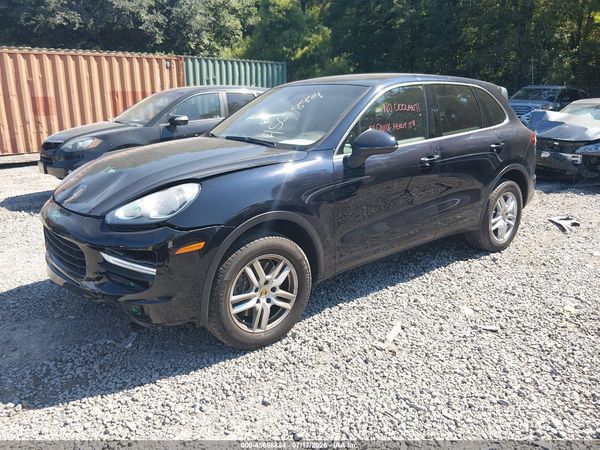 2016 PORSCHE CAYENNE