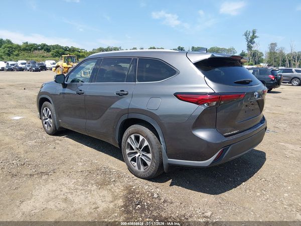 2022 TOYOTA HIGHLANDER HYBRID XLE