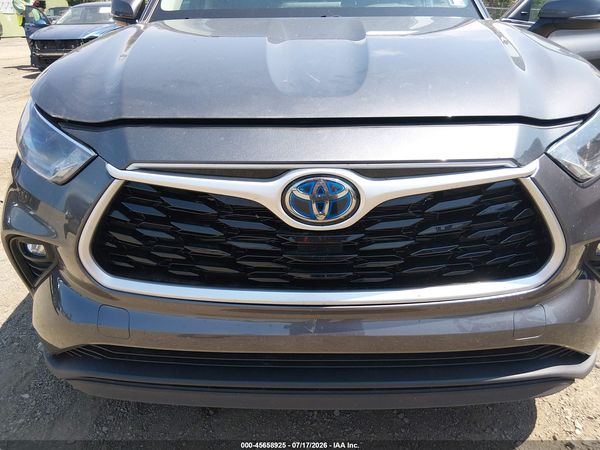 2022 TOYOTA HIGHLANDER HYBRID XLE