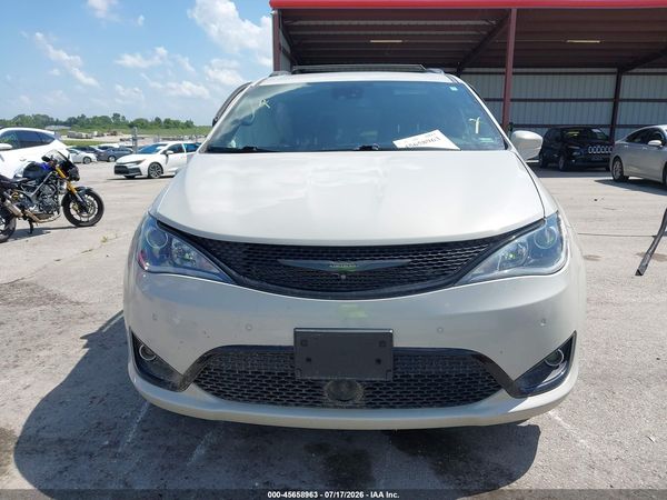 2019 CHRYSLER PACIFICA TOURING L PLUS