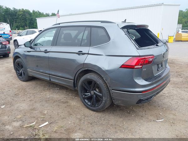 2024 VOLKSWAGEN TIGUAN 2.0T SE R-LINE BLACK — I3