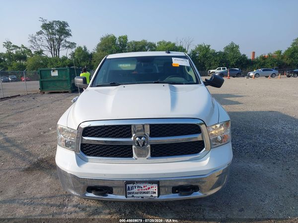 2022 RAM 1500 CLASSIC SLT  4X4 5'7 BOX