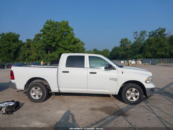 2022 RAM 1500 CLASSIC SLT  4X4 5'7 BOX