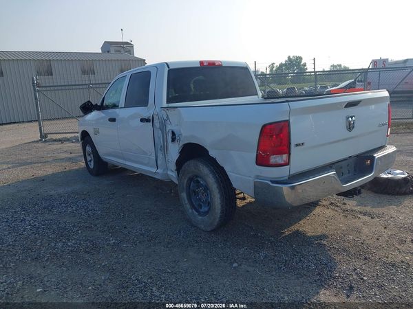 2022 RAM 1500 CLASSIC SLT  4X4 5'7 BOX
