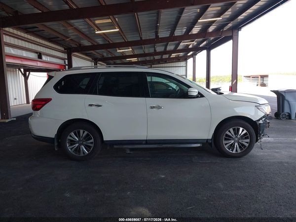 2018 NISSAN PATHFINDER SV