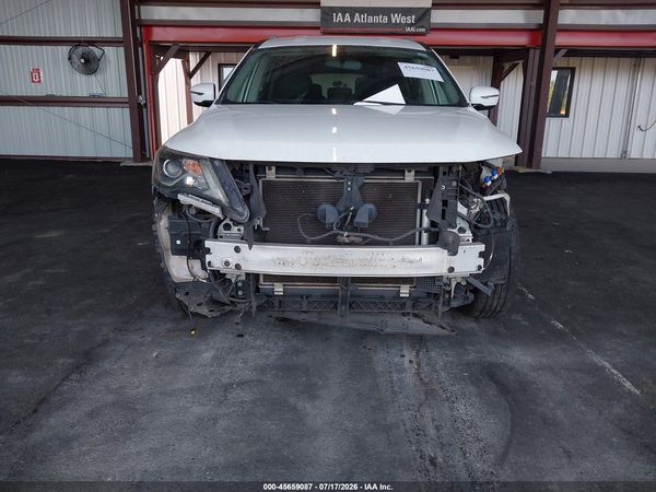2018 NISSAN PATHFINDER SV