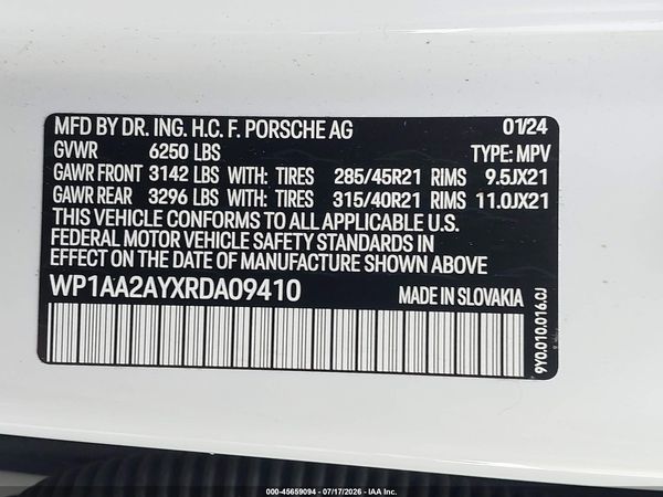 2024 PORSCHE CAYENNE