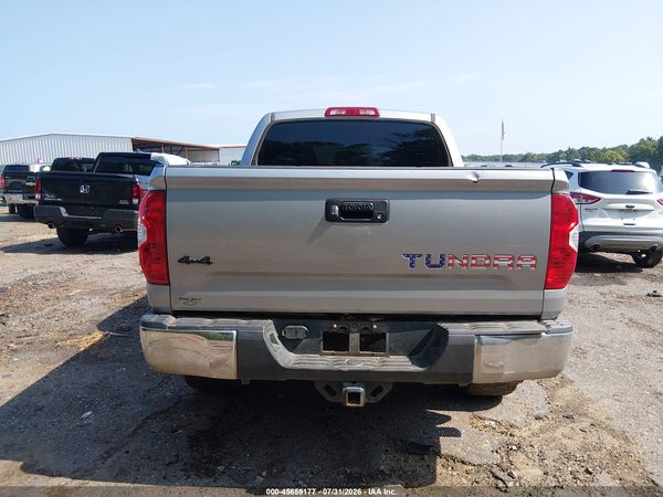 2017 TOYOTA TUNDRA SR5 5.7L V8