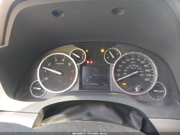 2017 TOYOTA TUNDRA SR5 5.7L V8