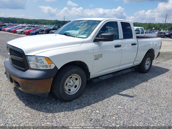 2022 RAM 1500 CLASSIC TRADESMAN  4X4 6'4 BOX