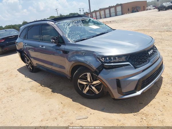2022 KIA SORENTO S