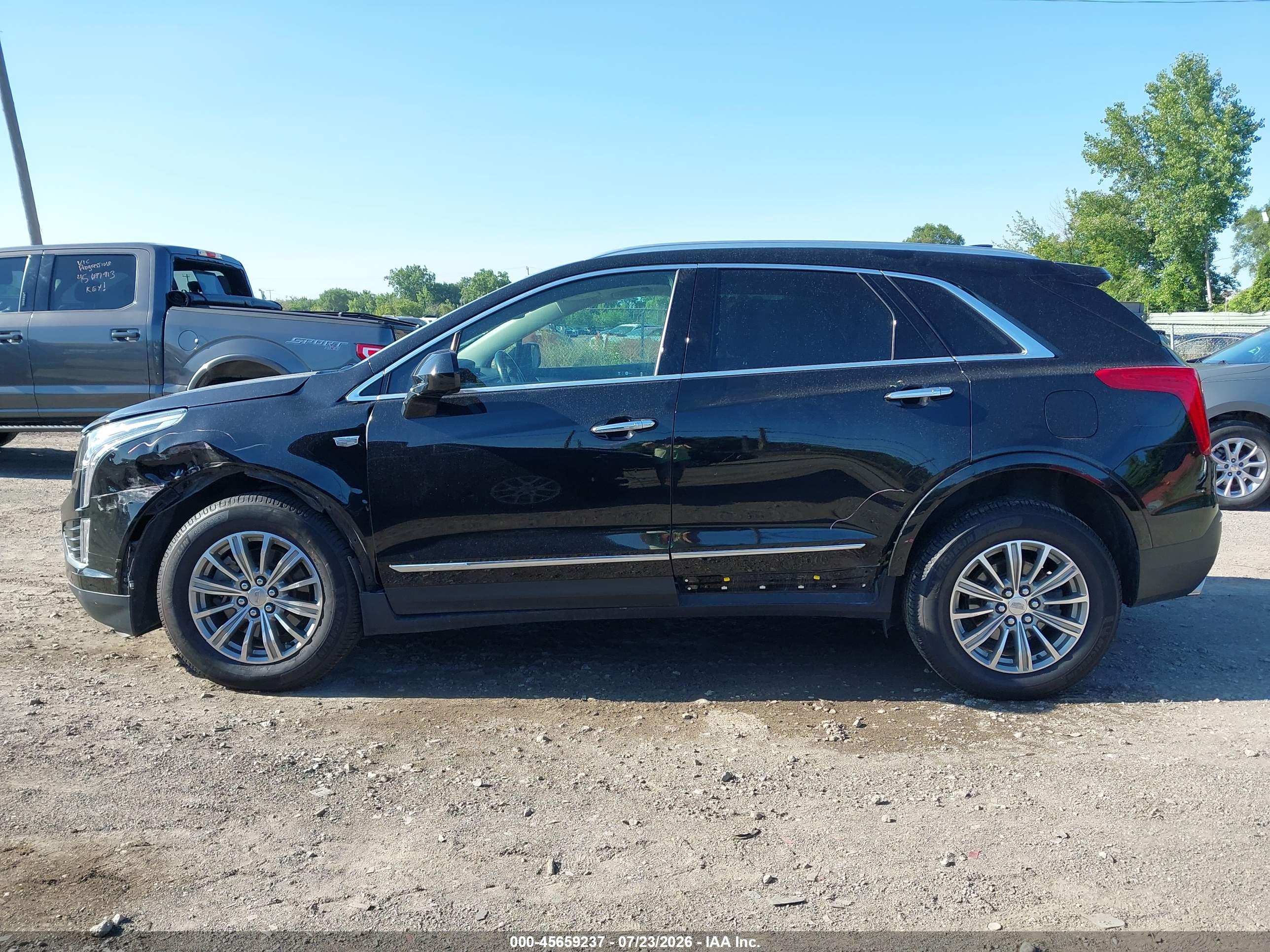 2018 CADILLAC XT5 LUXURY