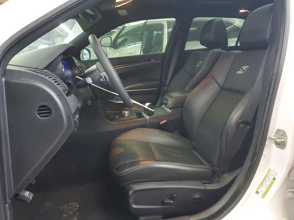 2023 CHRYSLER 300 300S — DENT