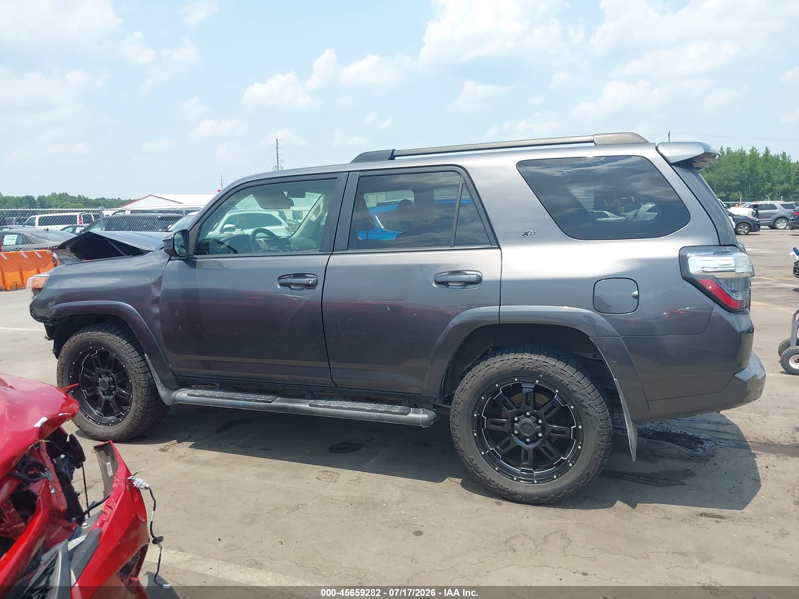2016 TOYOTA 4RUNNER SR5