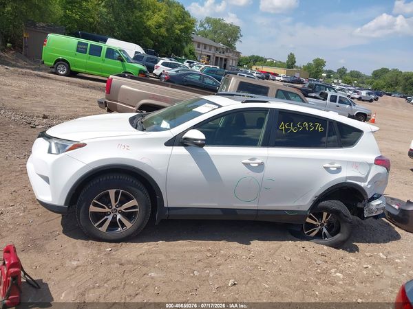 2017 TOYOTA RAV4 XLE