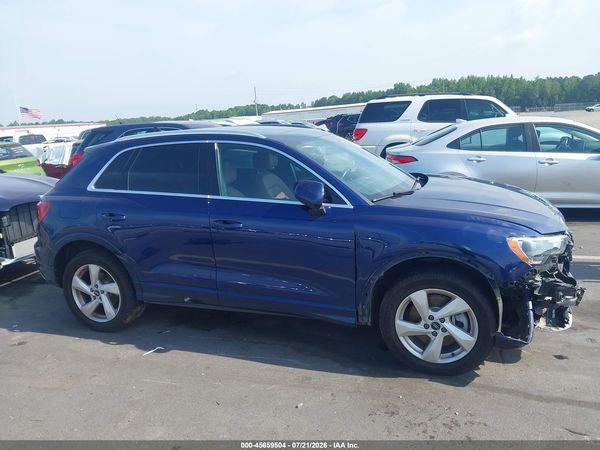2022 AUDI Q3