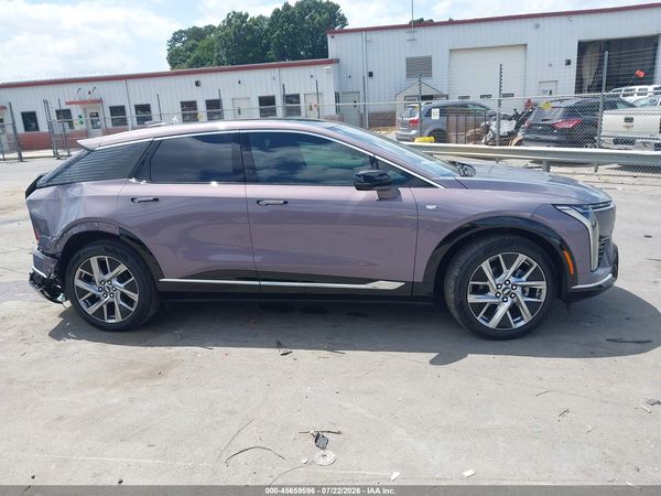 2025 CADILLAC OPTIQ LUXURY 1 AWD