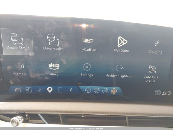 2025 CADILLAC OPTIQ LUXURY 1 AWD