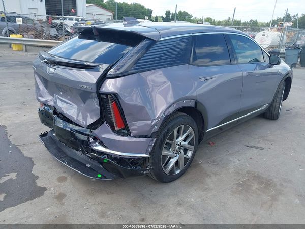 2025 CADILLAC OPTIQ LUXURY 1 AWD