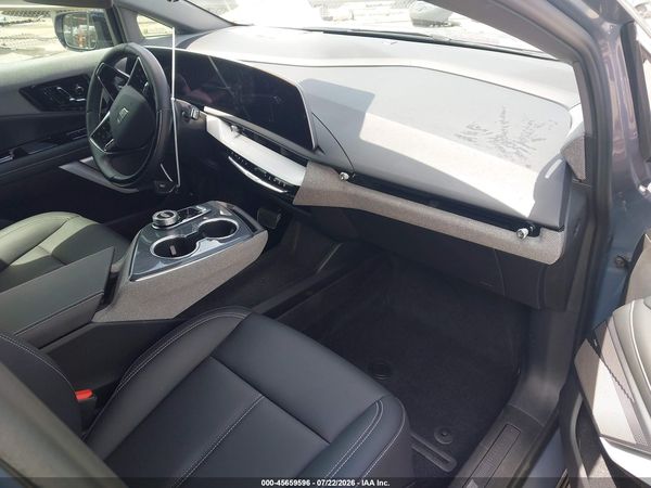 2025 CADILLAC OPTIQ LUXURY 1 AWD