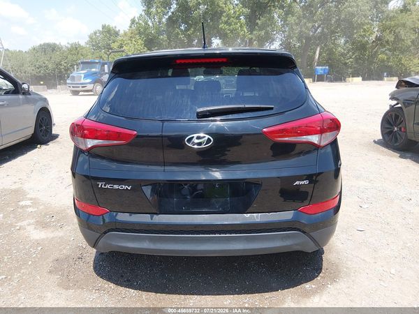 2018 HYUNDAI TUCSON SE