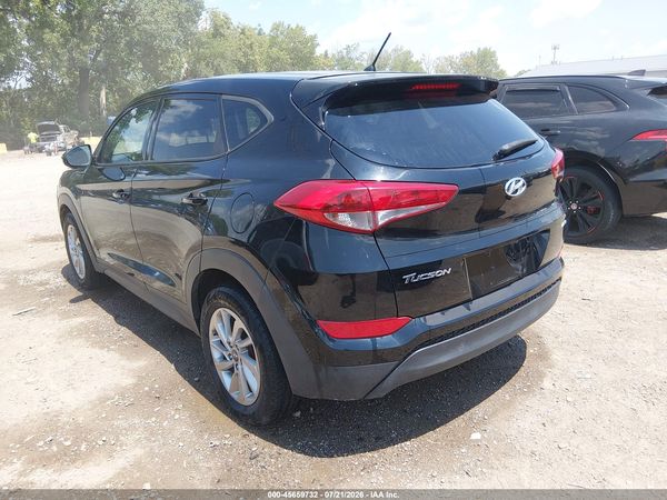 2018 HYUNDAI TUCSON SE