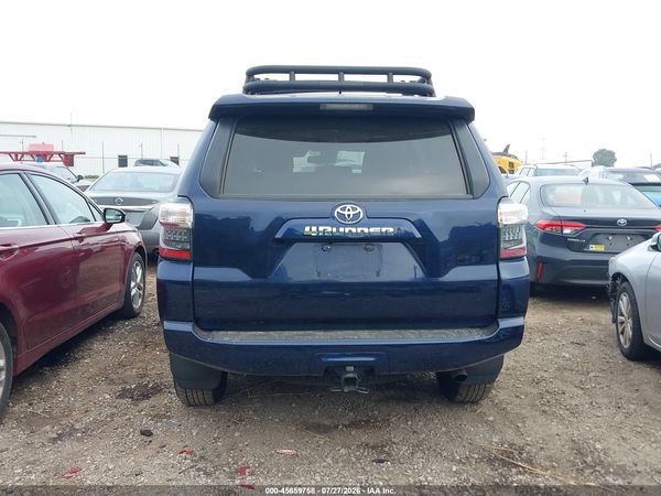 2024 TOYOTA 4RUNNER SR5