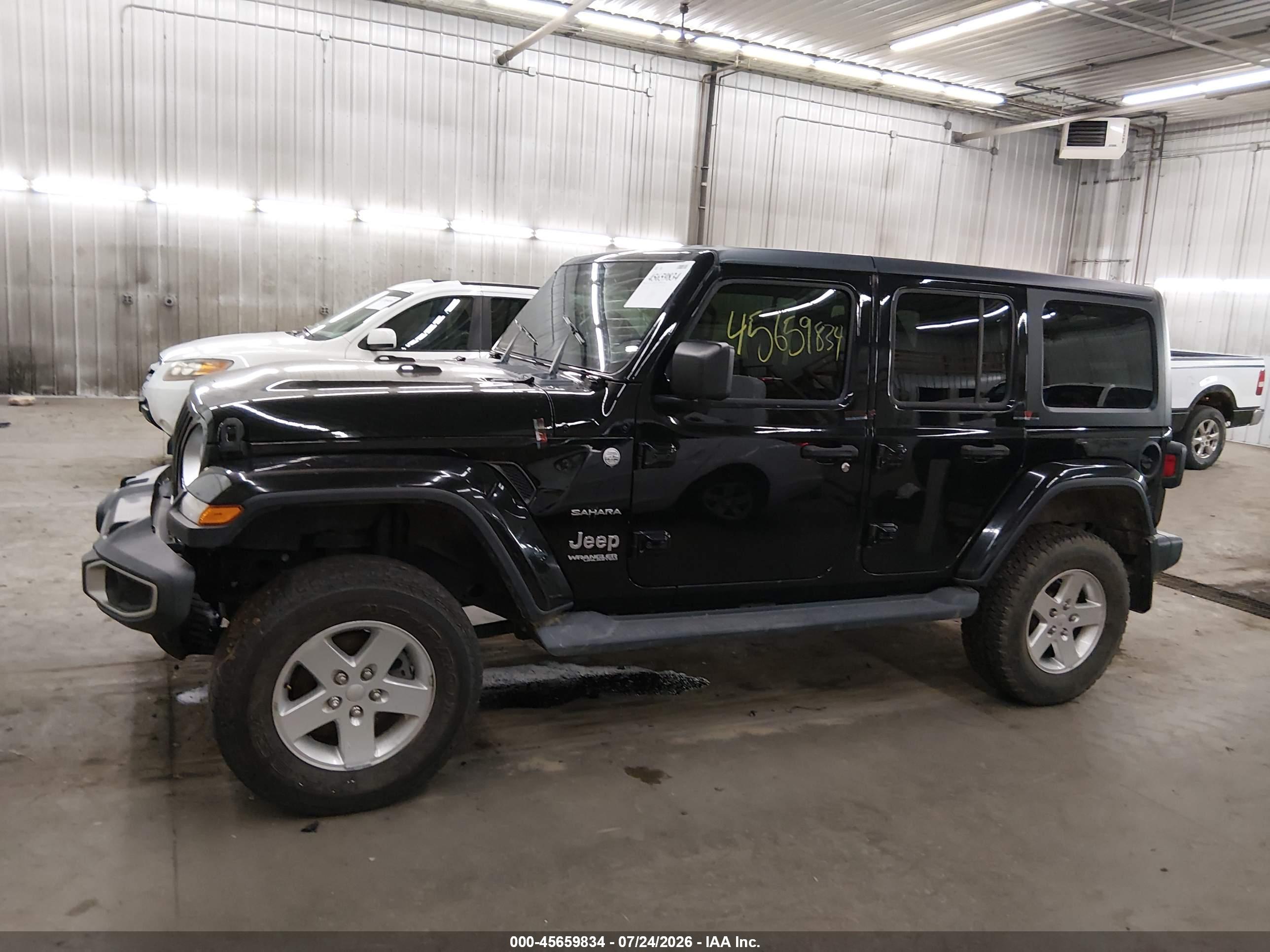 2018 JEEP WRANGLER UNLIMITED SAHARA 4X4