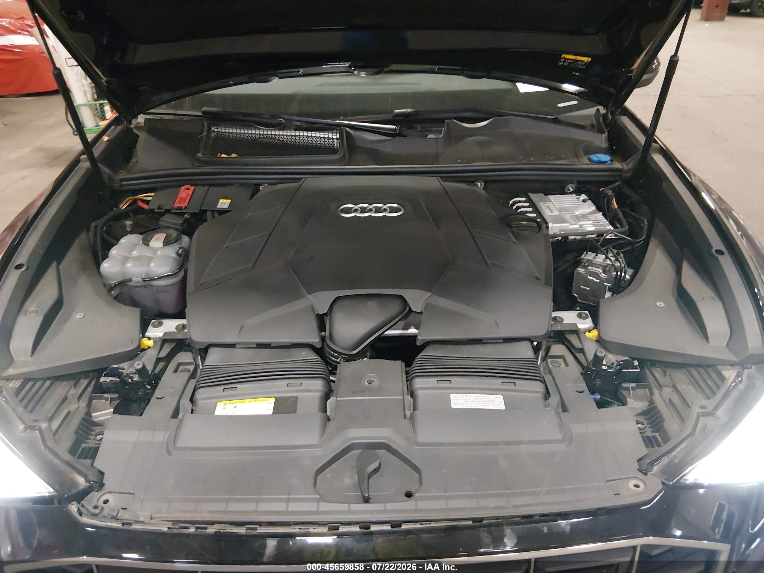 2023 AUDI Q8