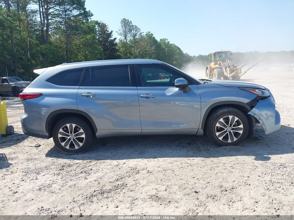 2020 TOYOTA HIGHLANDER XLE