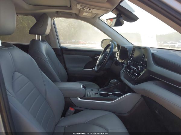 2020 TOYOTA HIGHLANDER XLE