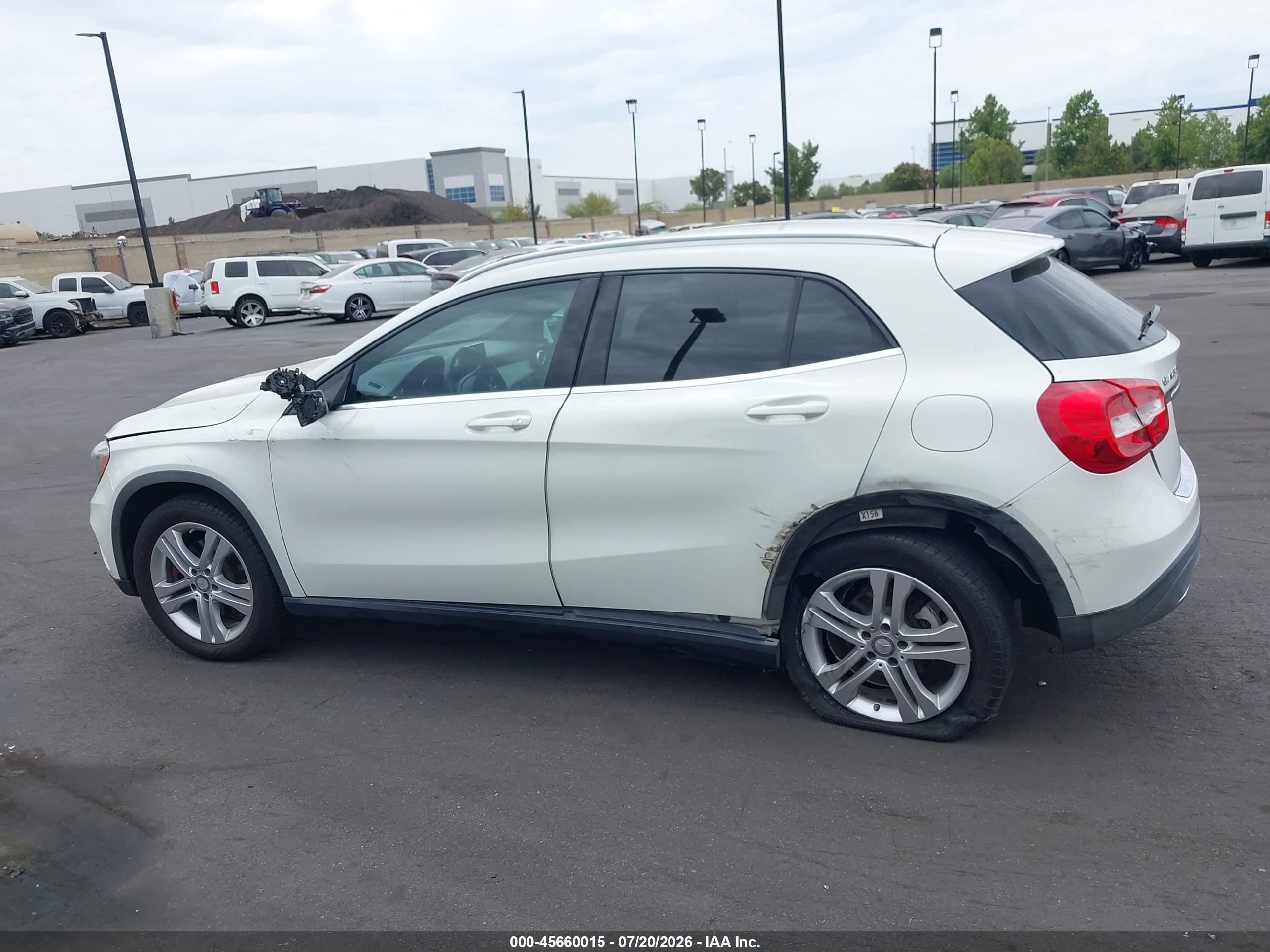 2017 MERCEDES-BENZ GLA 250 GLA250