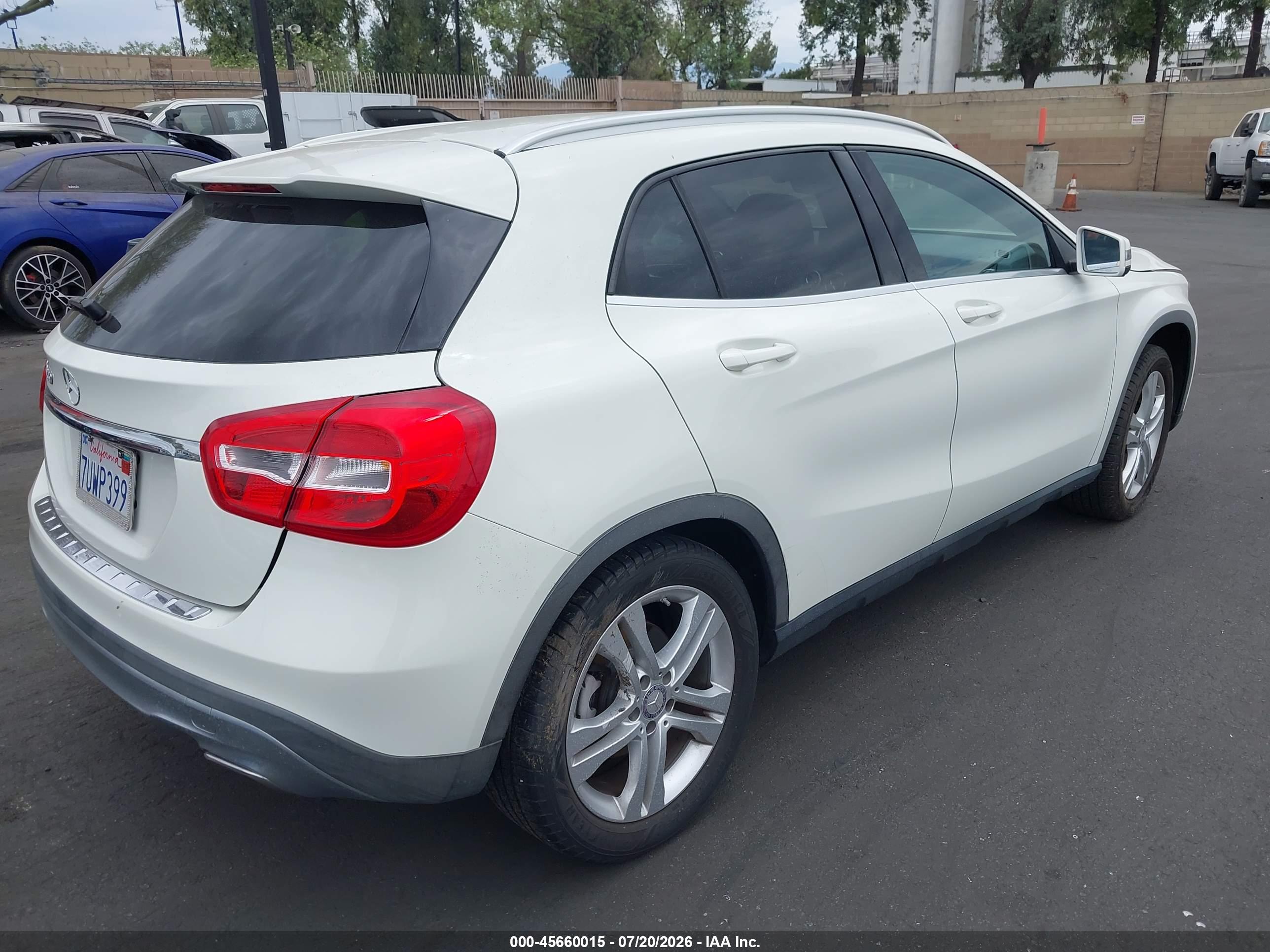 2017 MERCEDES-BENZ GLA 250 GLA250