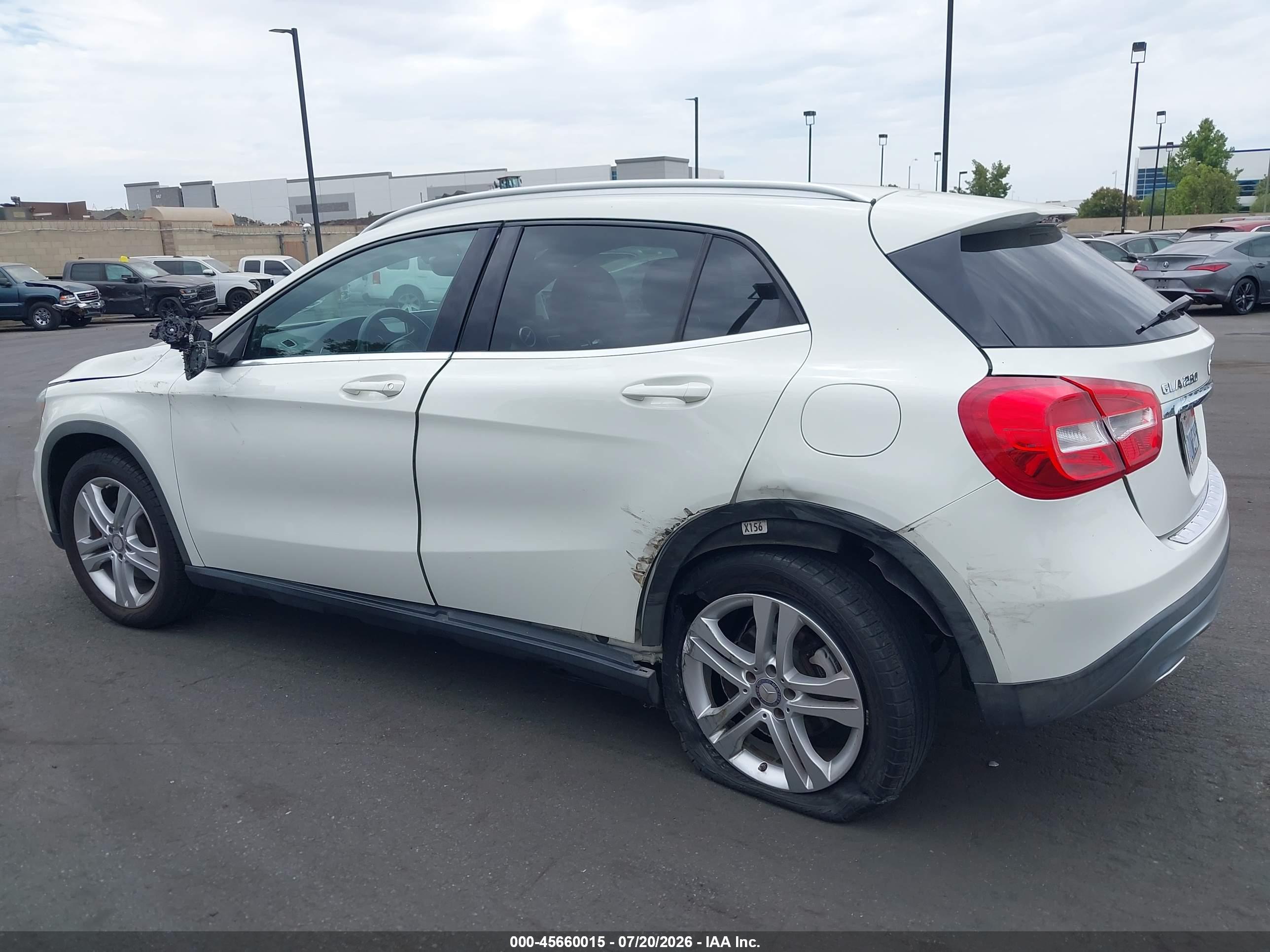 2017 MERCEDES-BENZ GLA 250 GLA250