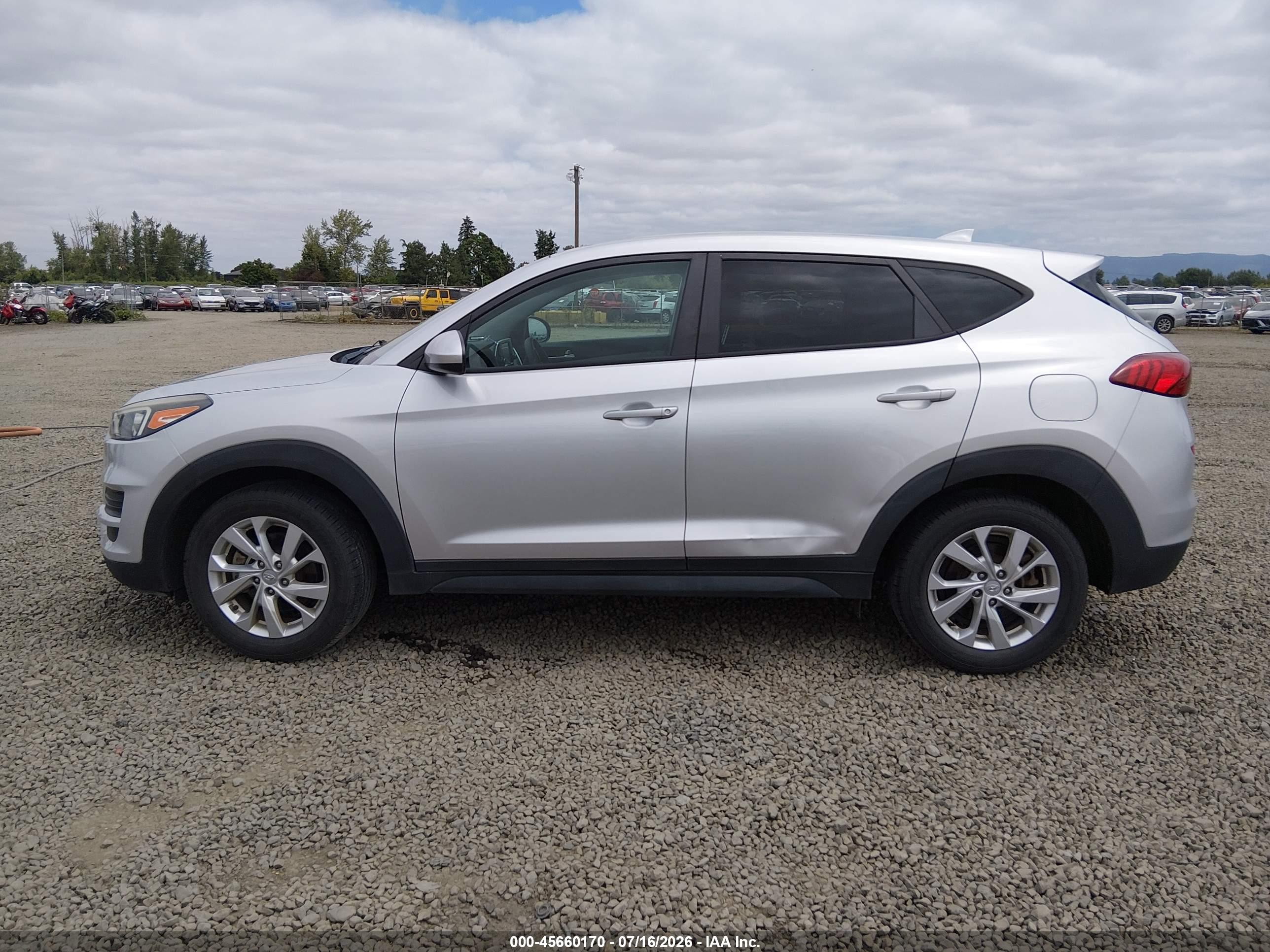 2019 HYUNDAI TUCSON SE