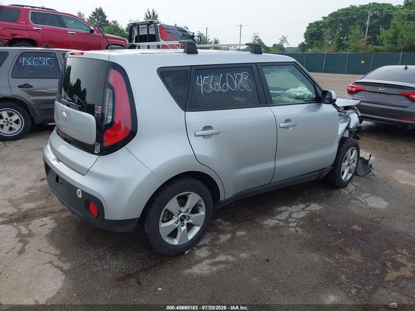 2018 KIA SOUL Base