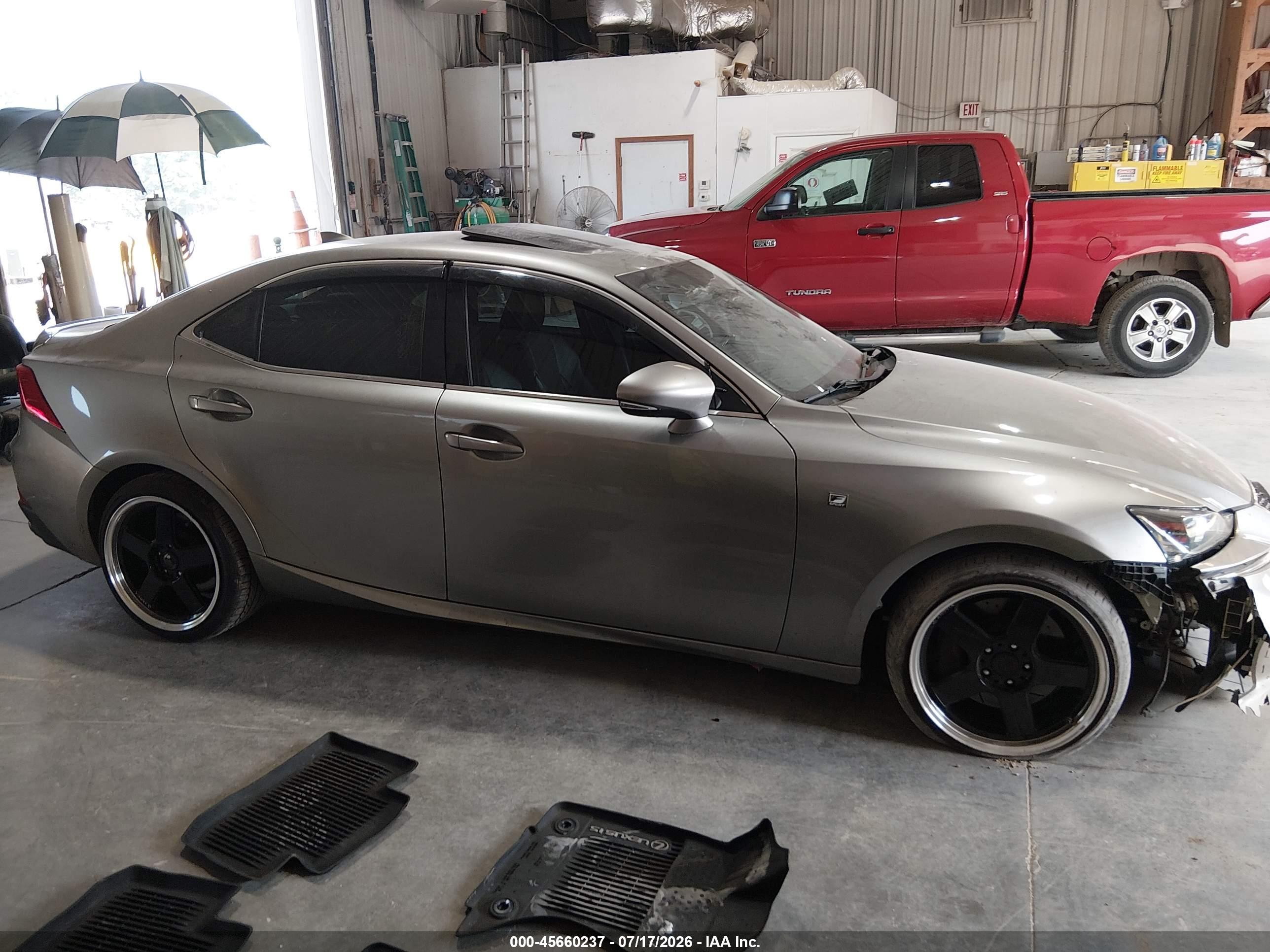 2017 LEXUS IS 350