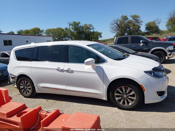2019 CHRYSLER PACIFICA TOURING L PLUS