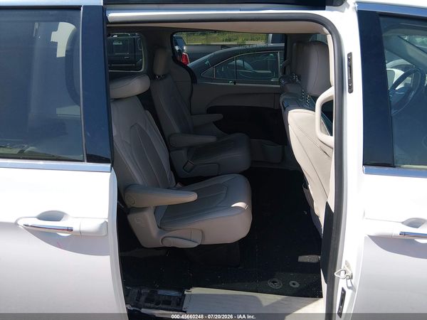 2019 CHRYSLER PACIFICA TOURING L PLUS