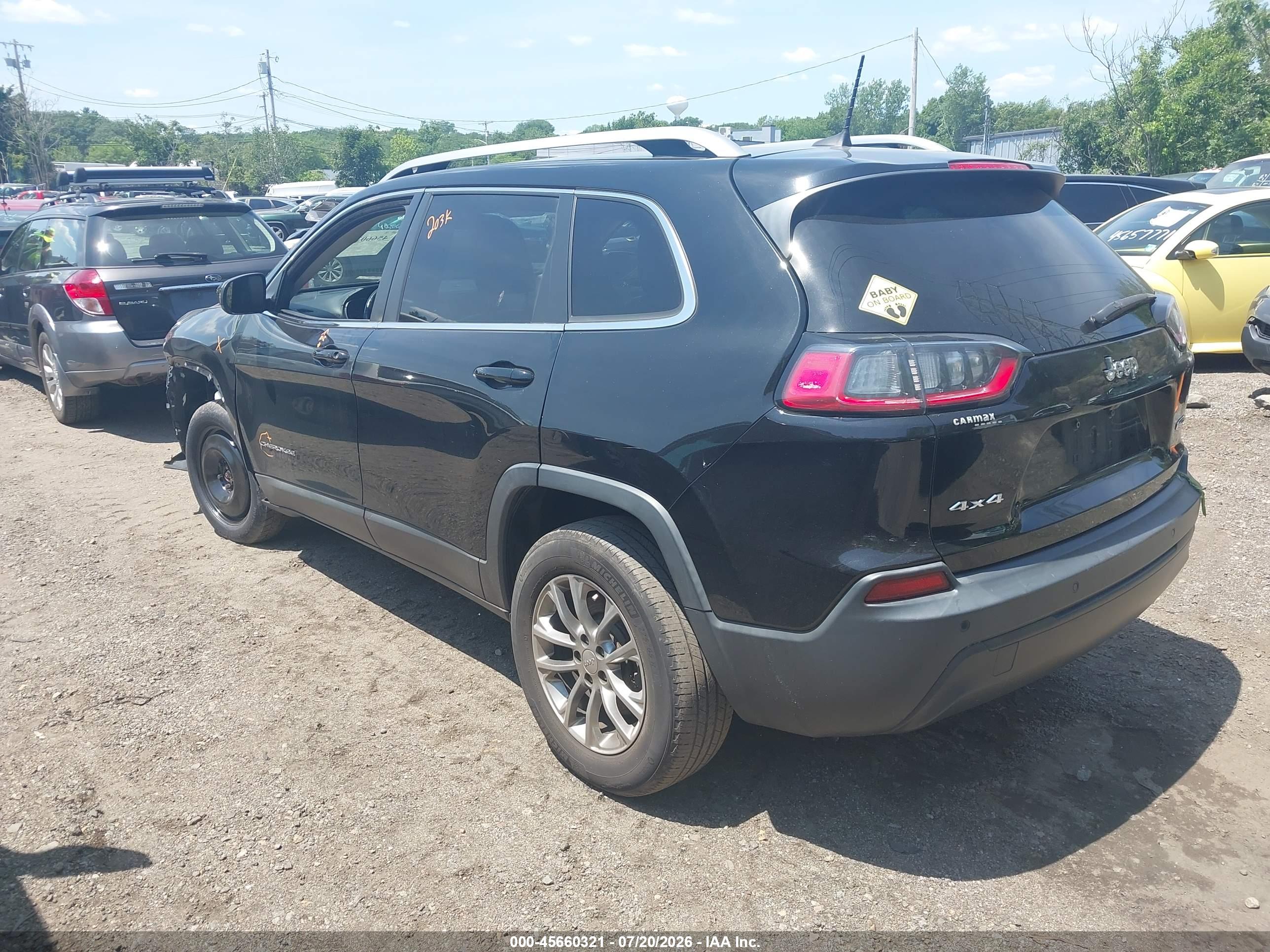 2019 JEEP CHEROKEE LATITUDE PLUS 4X4