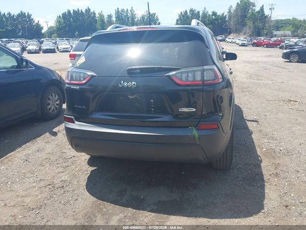 2019 JEEP CHEROKEE LATITUDE PLUS 4X4